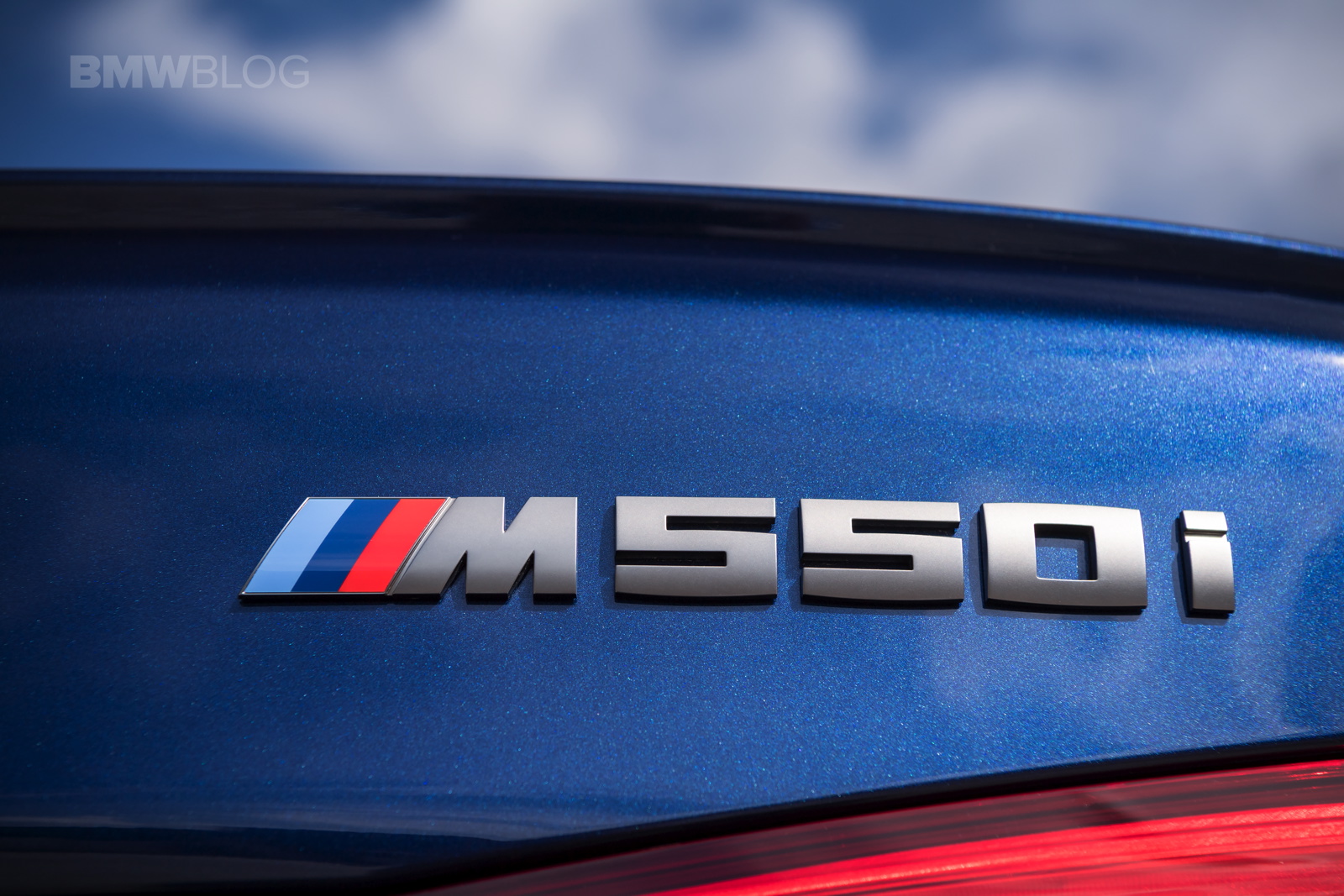 2018 BMW M550i xDrive test drive 45