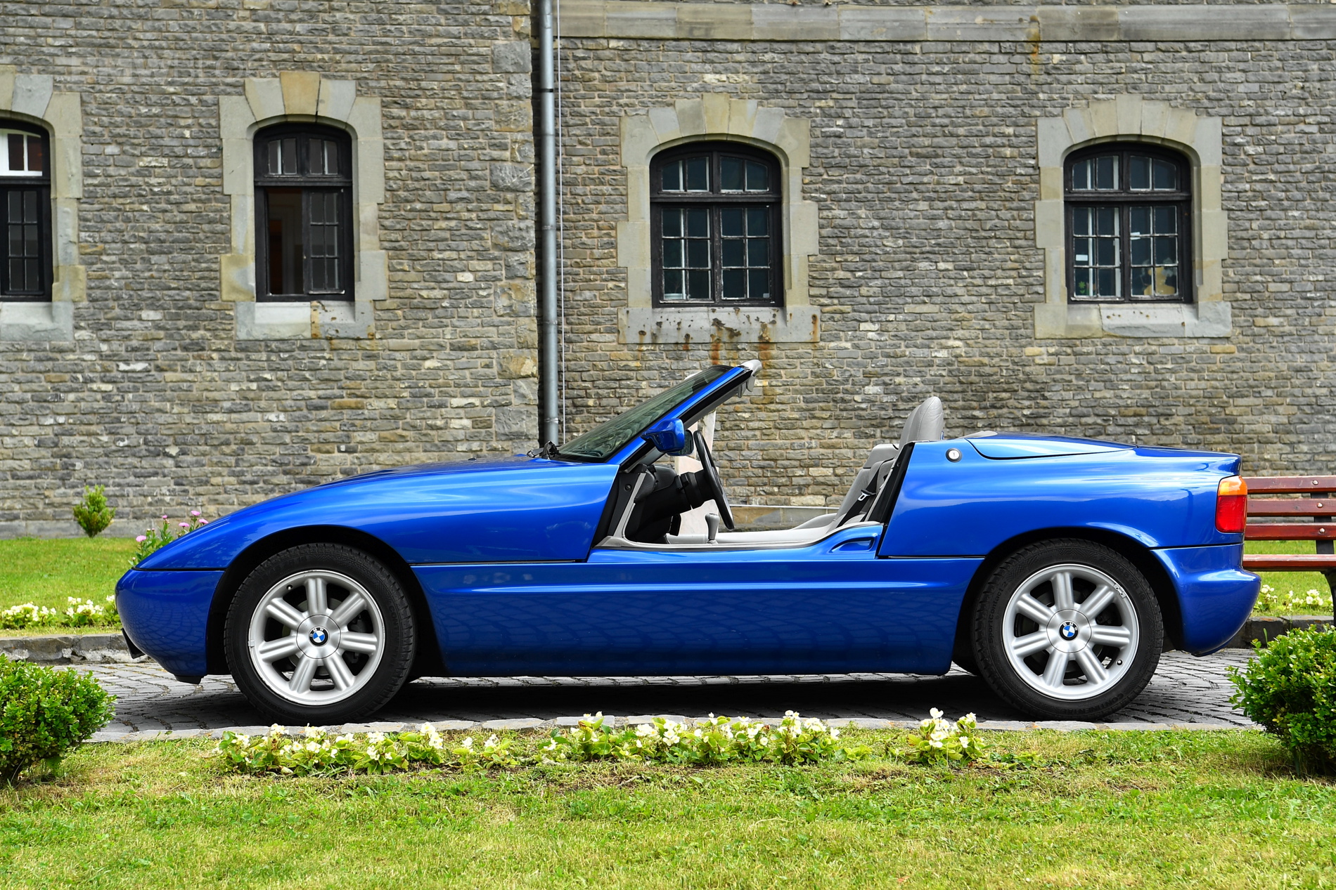 Top Gear's Retro Review of the BMW Z1