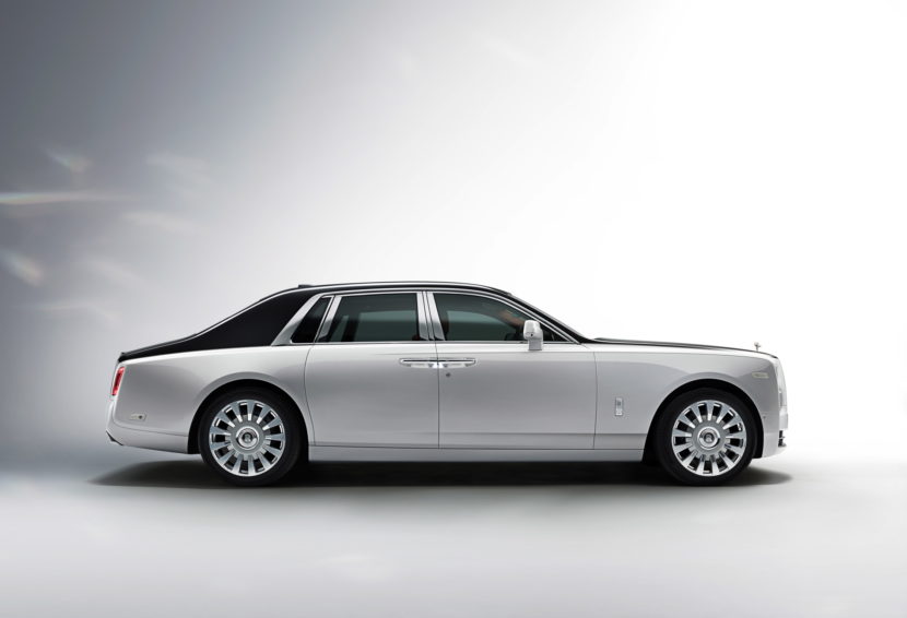 New Rolls Royce Phantom 19 830x566