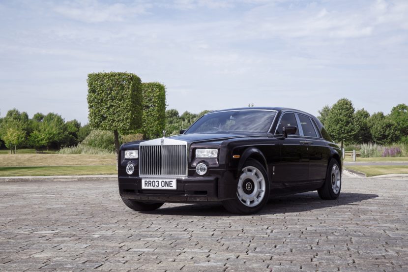 Do You Want a G70 7 Series or This Rolls-Royce Phantom VII?