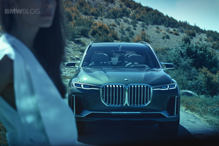 Video: BMW Head of Design Explains the BMW X7 Design and Huge Kidney Grille