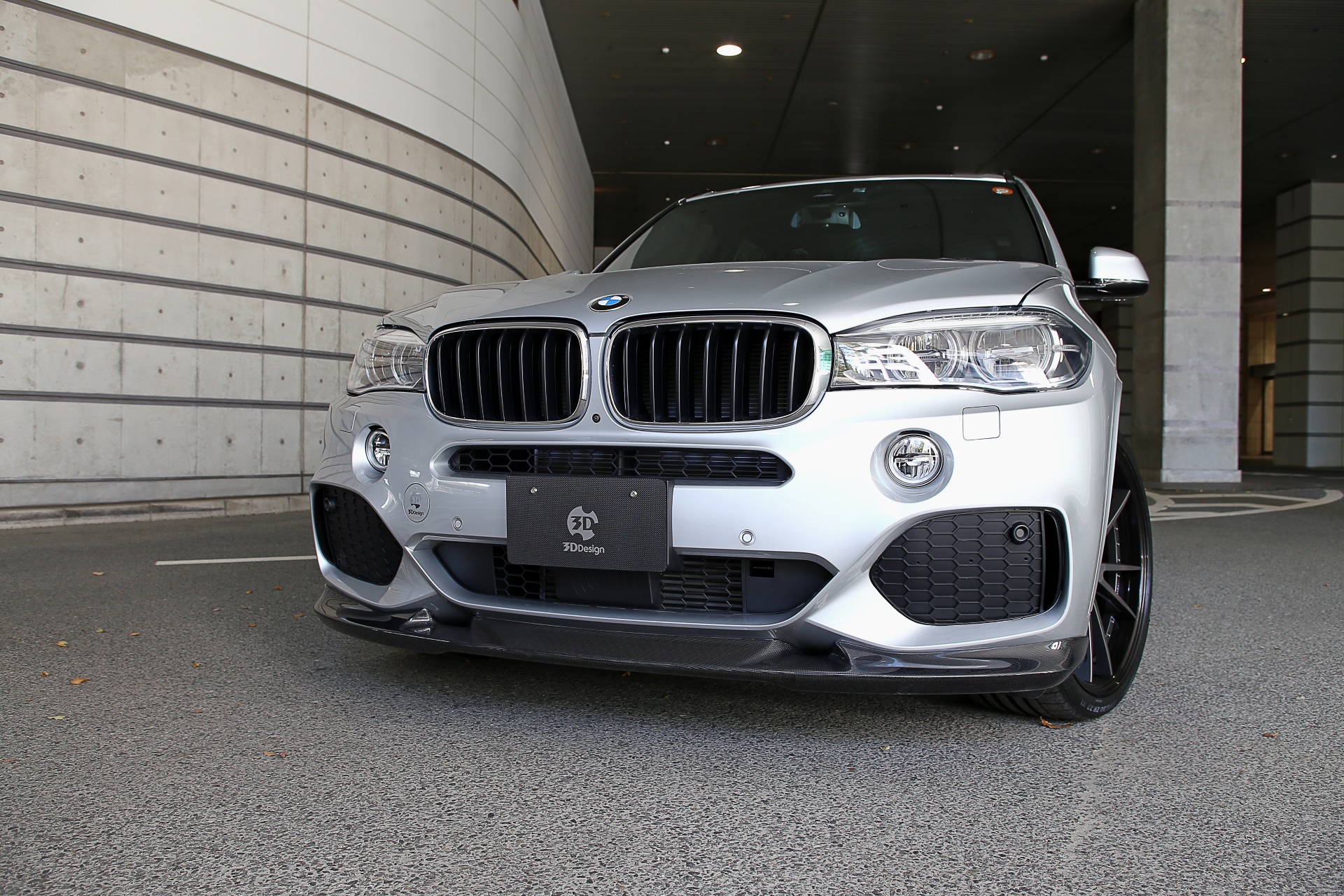 F15 BMW X5 M Sport with 3D Design carbon fiber package