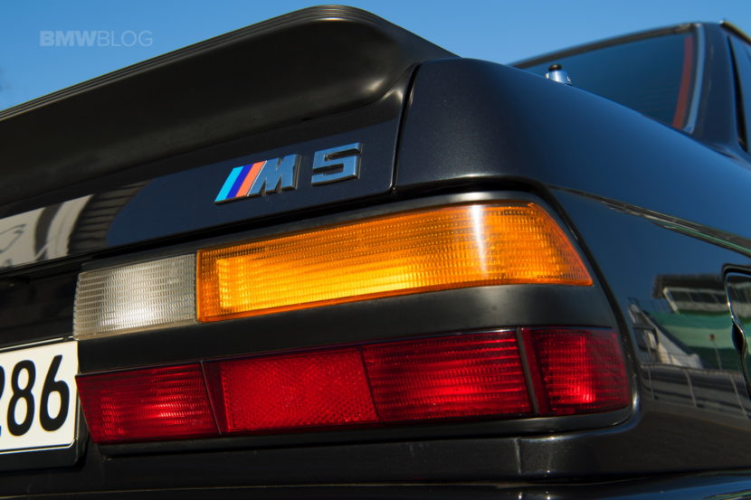 Is this high-mileage E28 BMW M5 worth the risk?