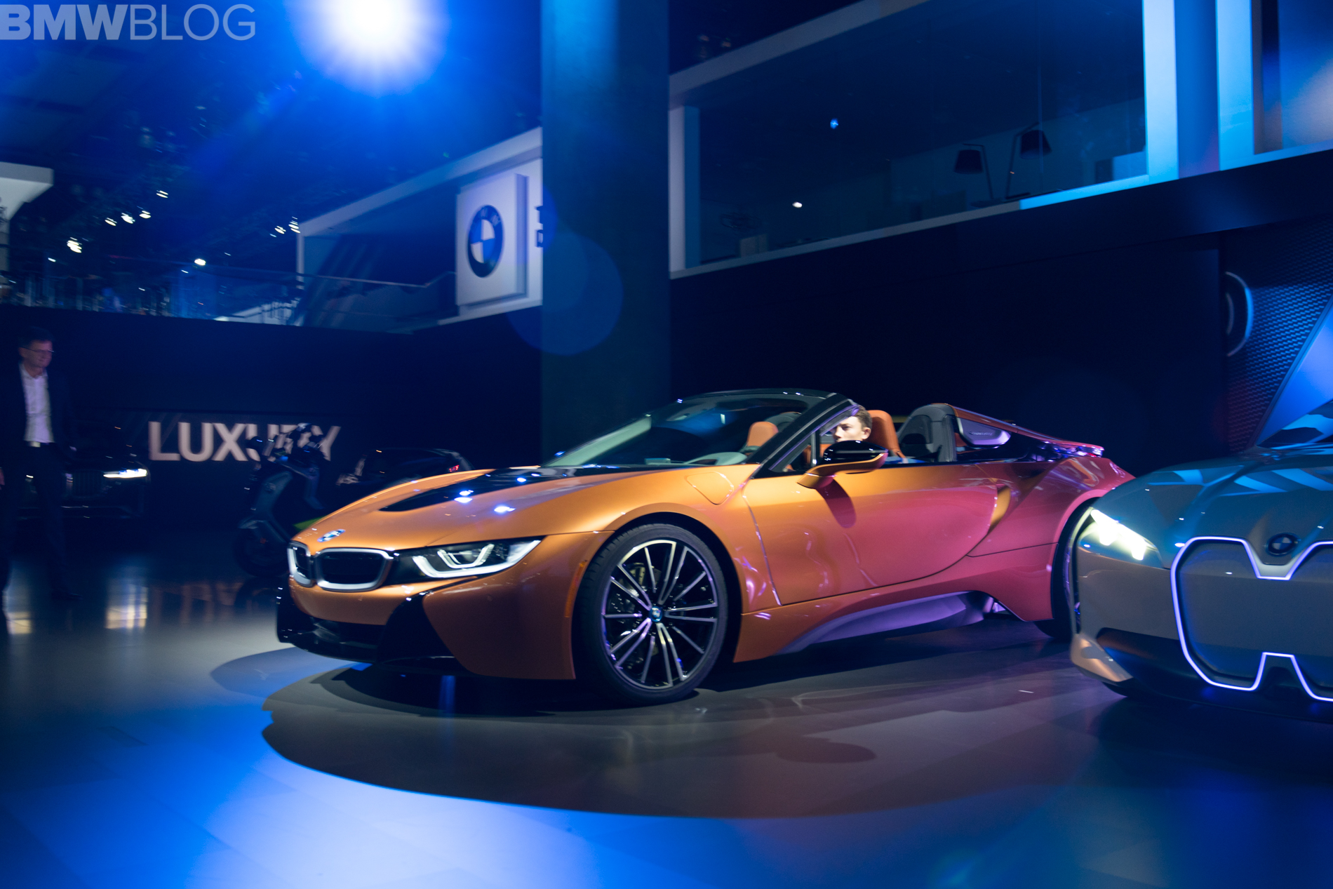 BMW i8 Roadster LA Auto Show 2