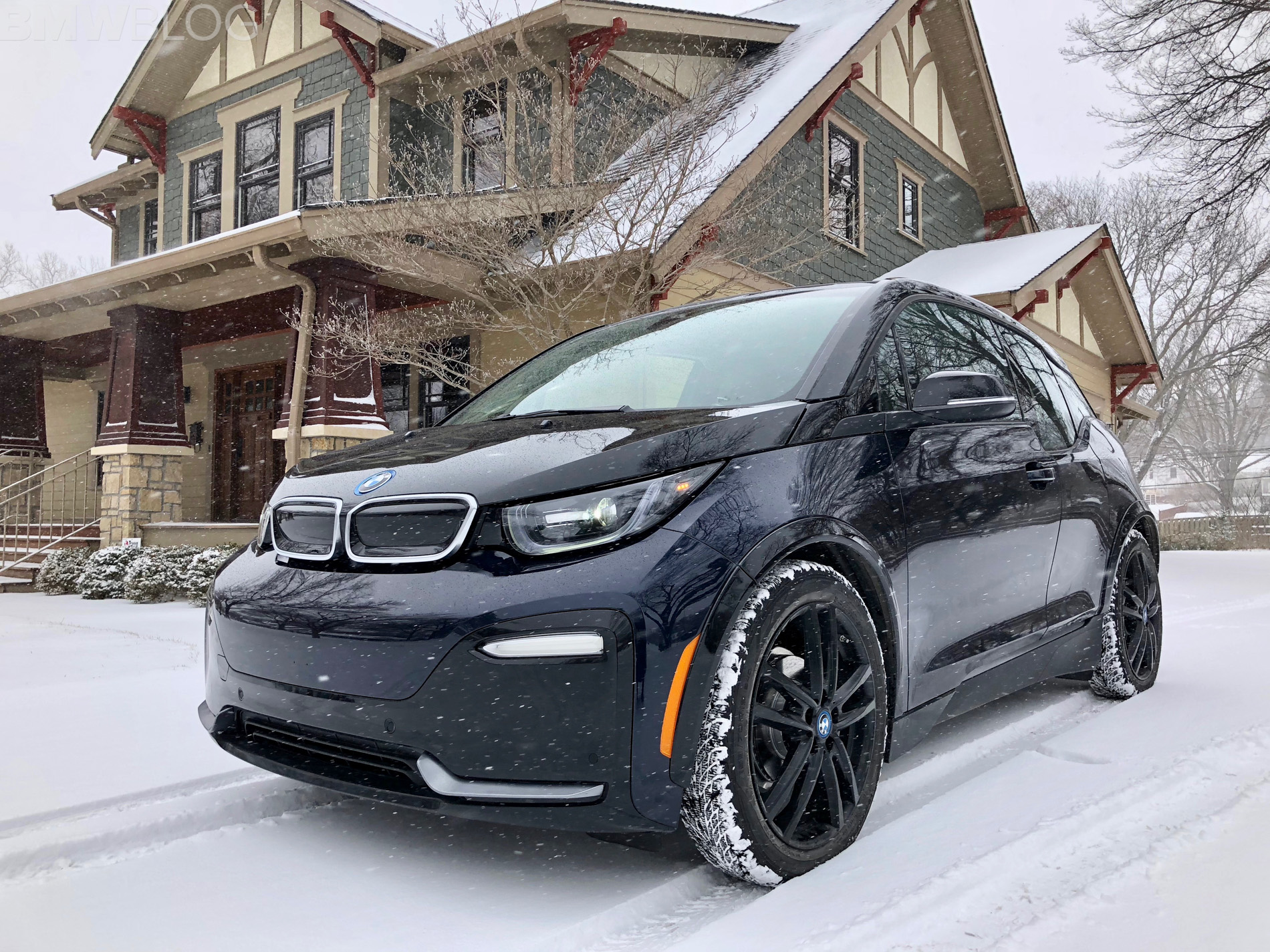 BMW i3s winter test drive 11