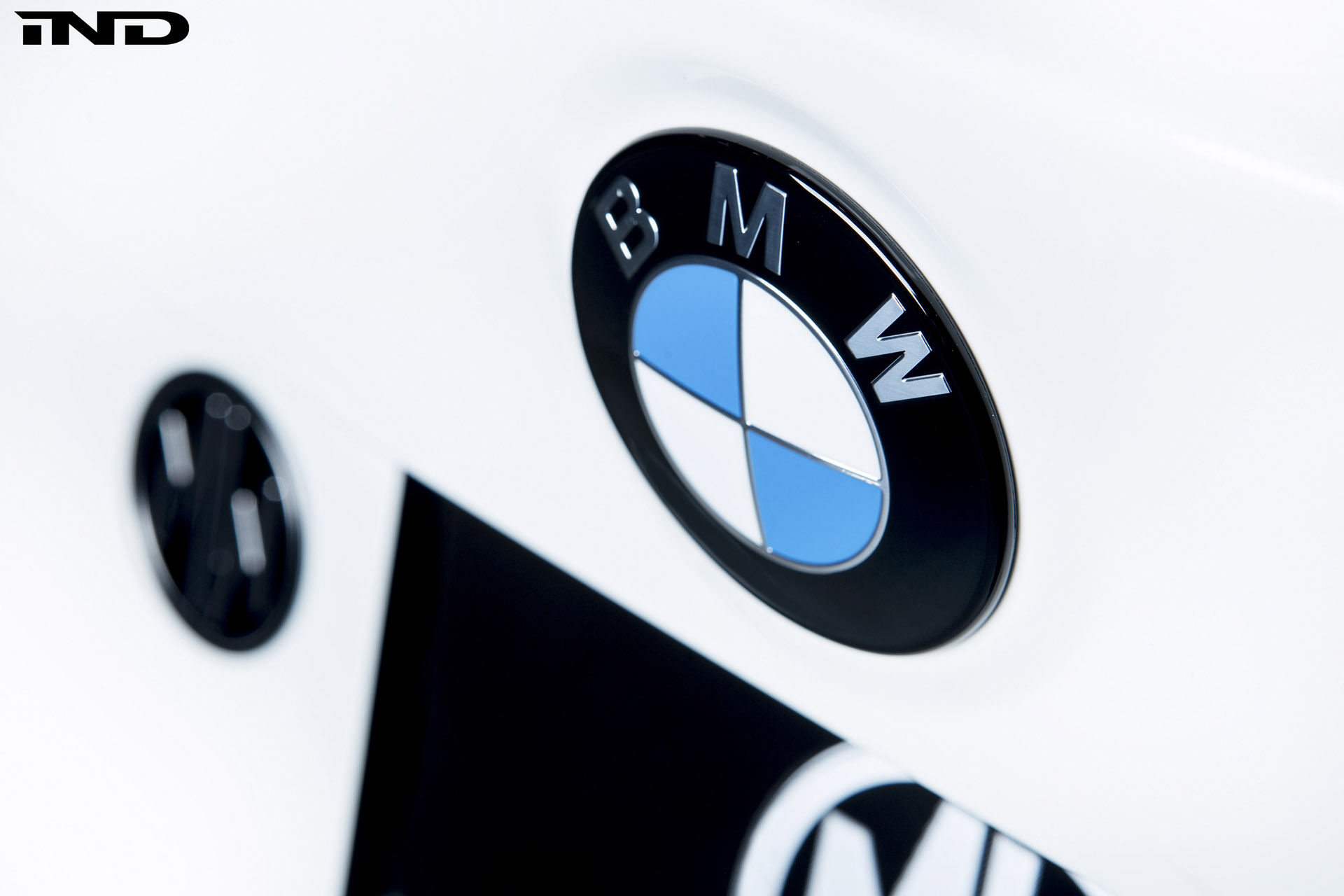 Alpine White BMW X3 M40i