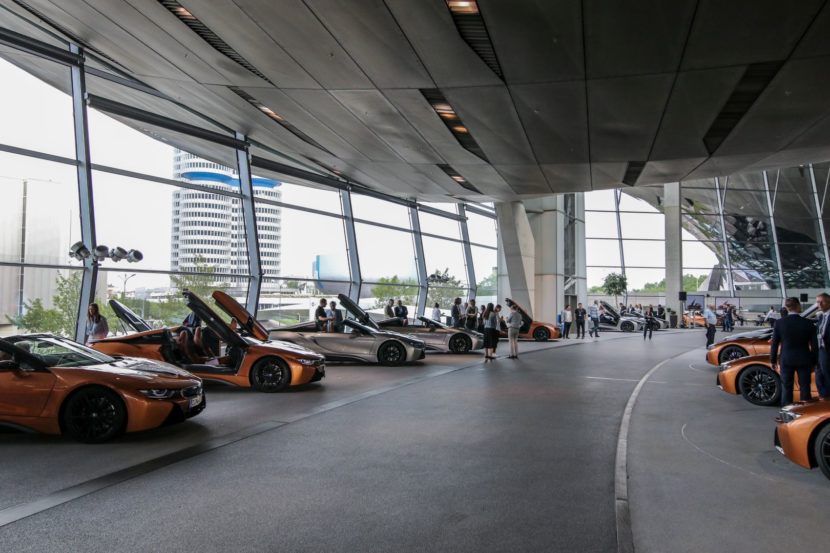 BMW Delivers 18 BMW i8 Roadster First Edition Models at Welt Museum