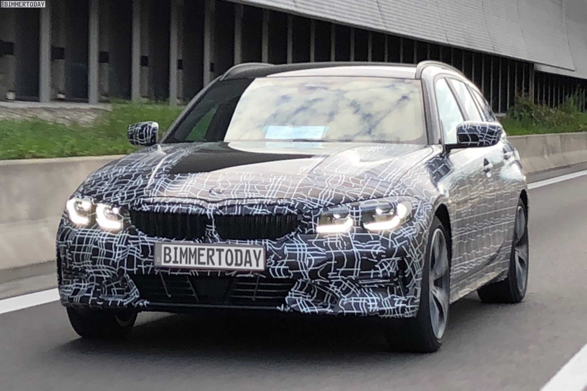 2019 BMW 3er Touring G21 spy photos 01