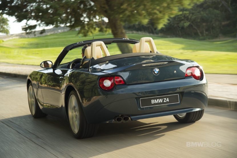 Cool photo gallery of the BMW Z4 E85 Roadster