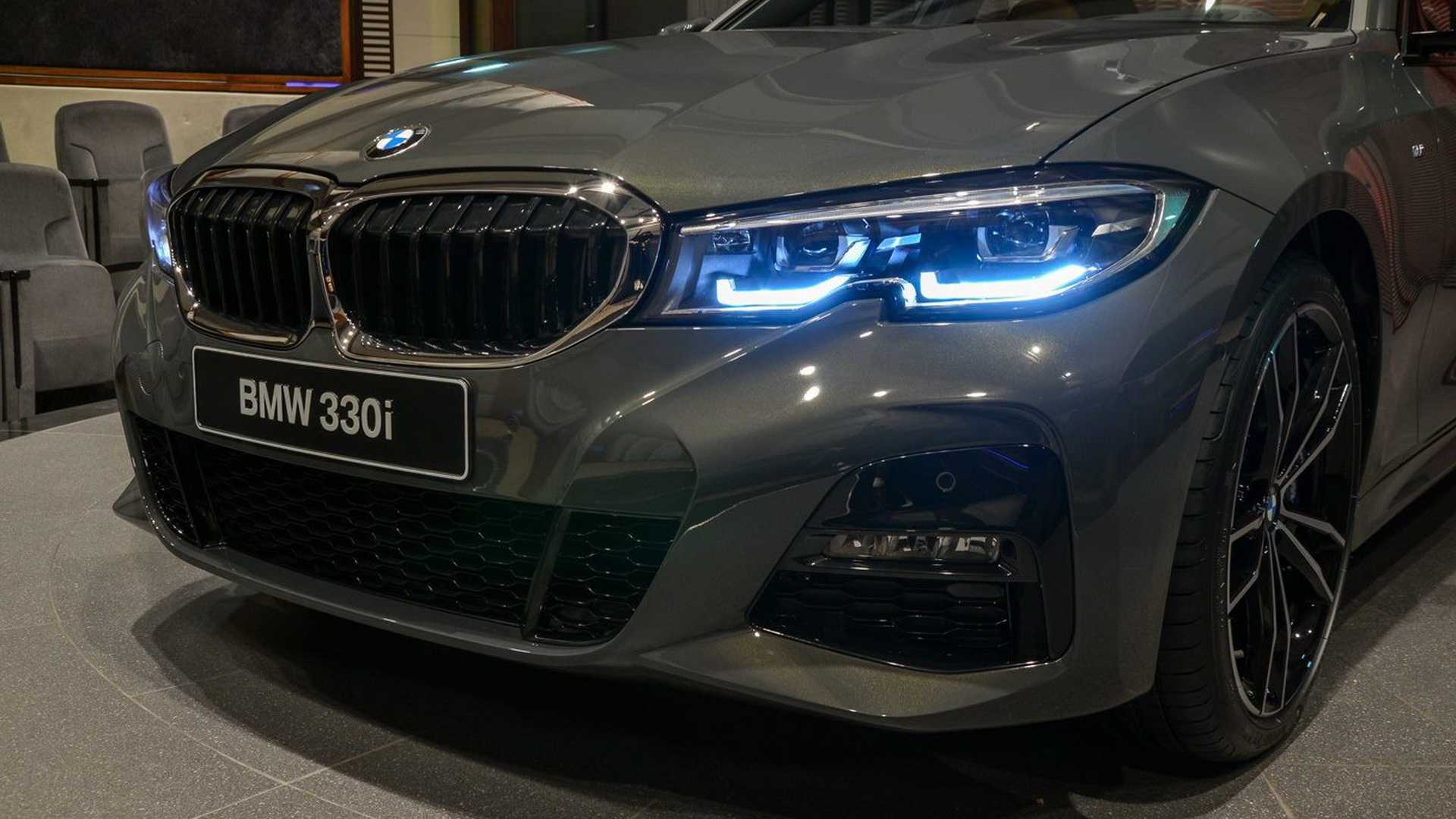 2019 BMW 3 Series in Dravite Grey Metallic Individual color