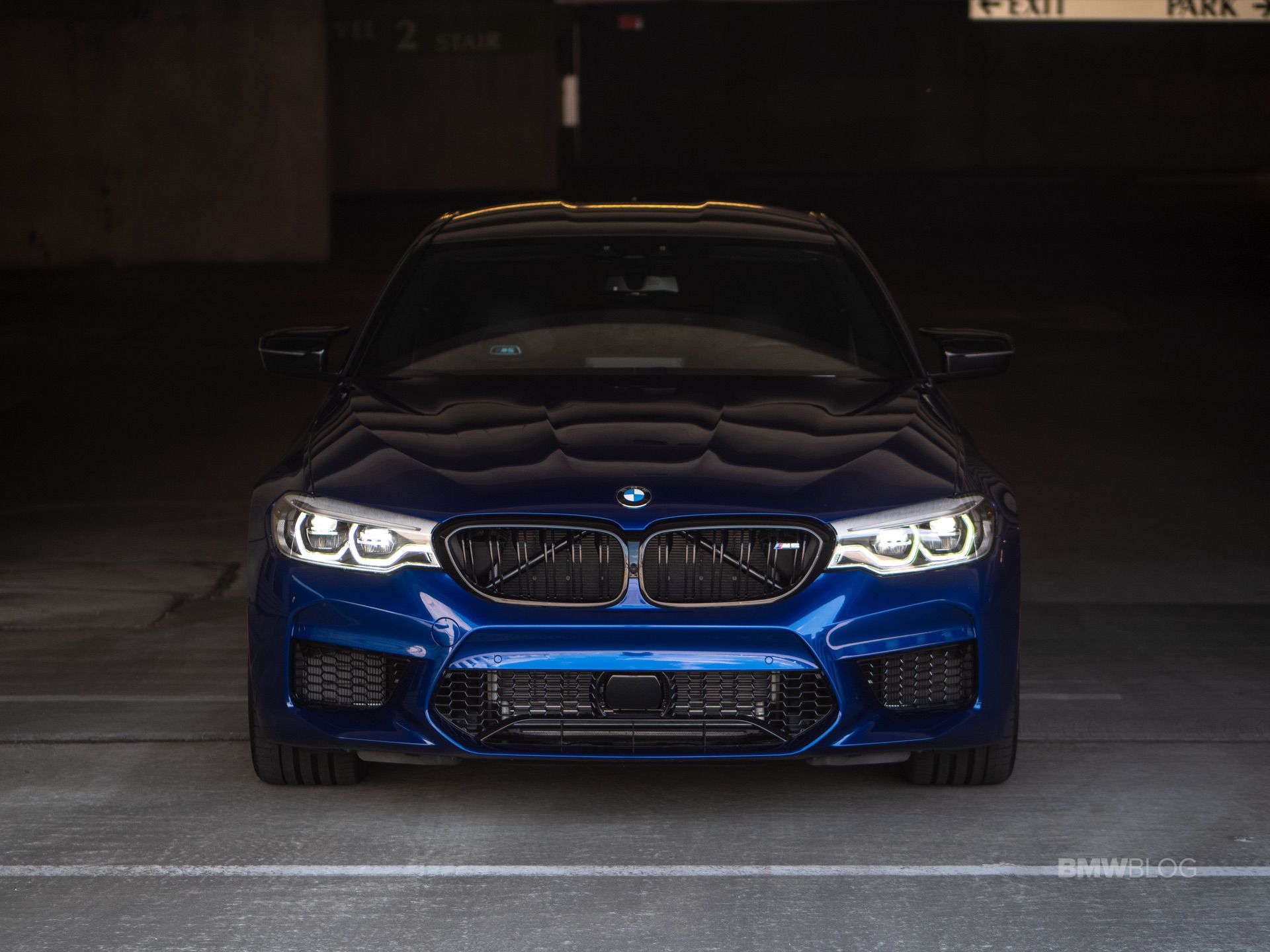 Красивая м5 ф90. BMW m5 f90. BMW m5 f90 Competition. БМВ м5 ф90 Компетишн. BMW m5 синяя.