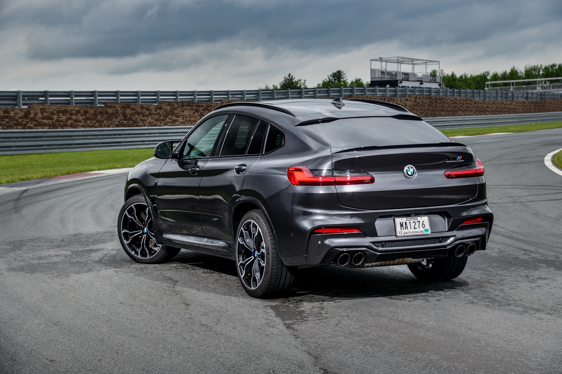 2020 BMW X4 M looks imposing in Sophisto Grey color