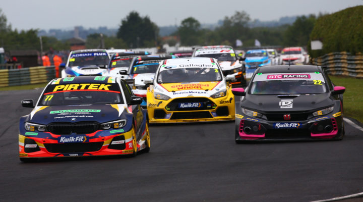 BMW 3 Series Claimed Two Wins in BTCC This Weekend