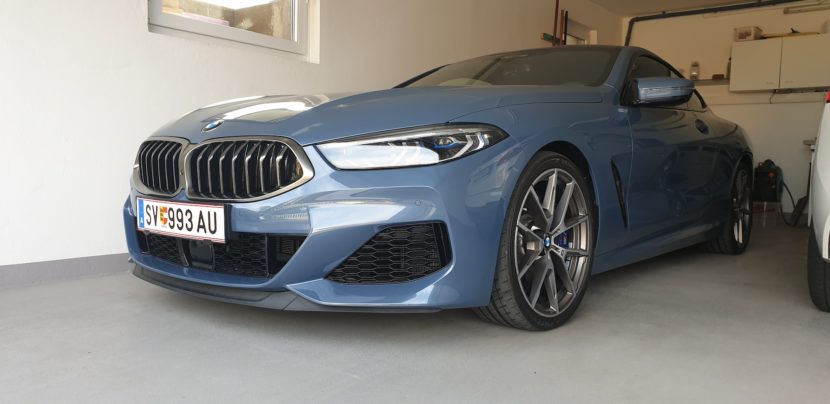 BMW M850i Coupe barcelona blue 830x404