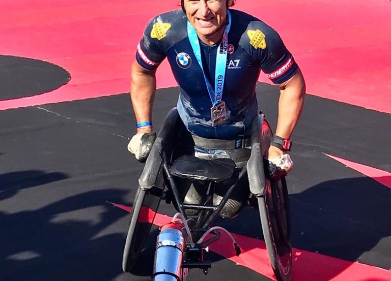 Alex Zanardi Sets World Record in endurance triathlon