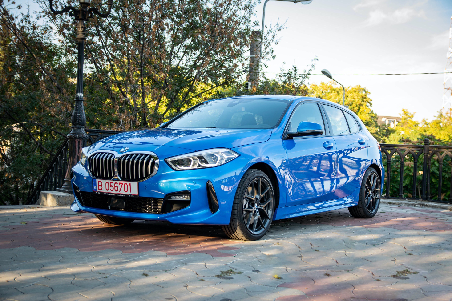 REVIEW 2019 BMW 120d xDrive Hatchback Easy & Painless