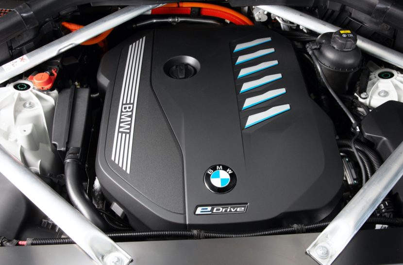 2020 BMW X5 xDrive45e test drive 98 830x547