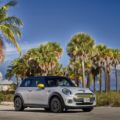 2020 MINI Cooper SE test drive review 25