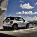 2020 MINI Cooper SE test drive review 53