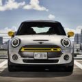 2020 MINI Cooper SE test drive review 56