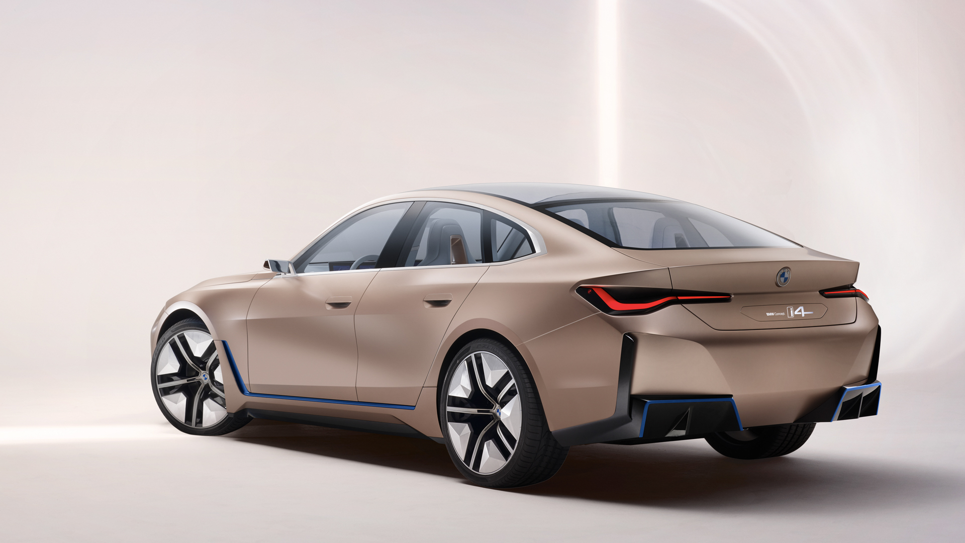 BMW i4 Concept vs Tesla Model 3 Performance 2