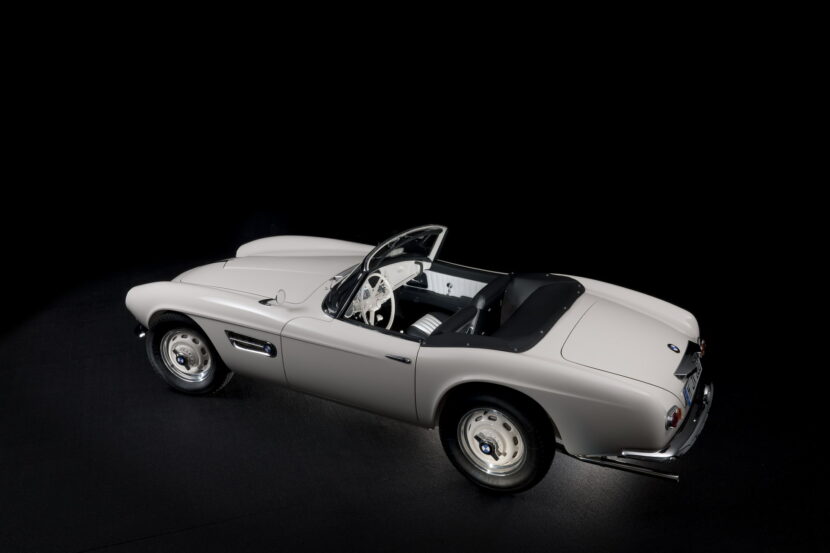 The restoration process of the BMW 507 of Elvis Presley 30