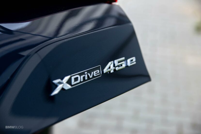 2020 BMW X5 xDrive45e Review 44 830x553