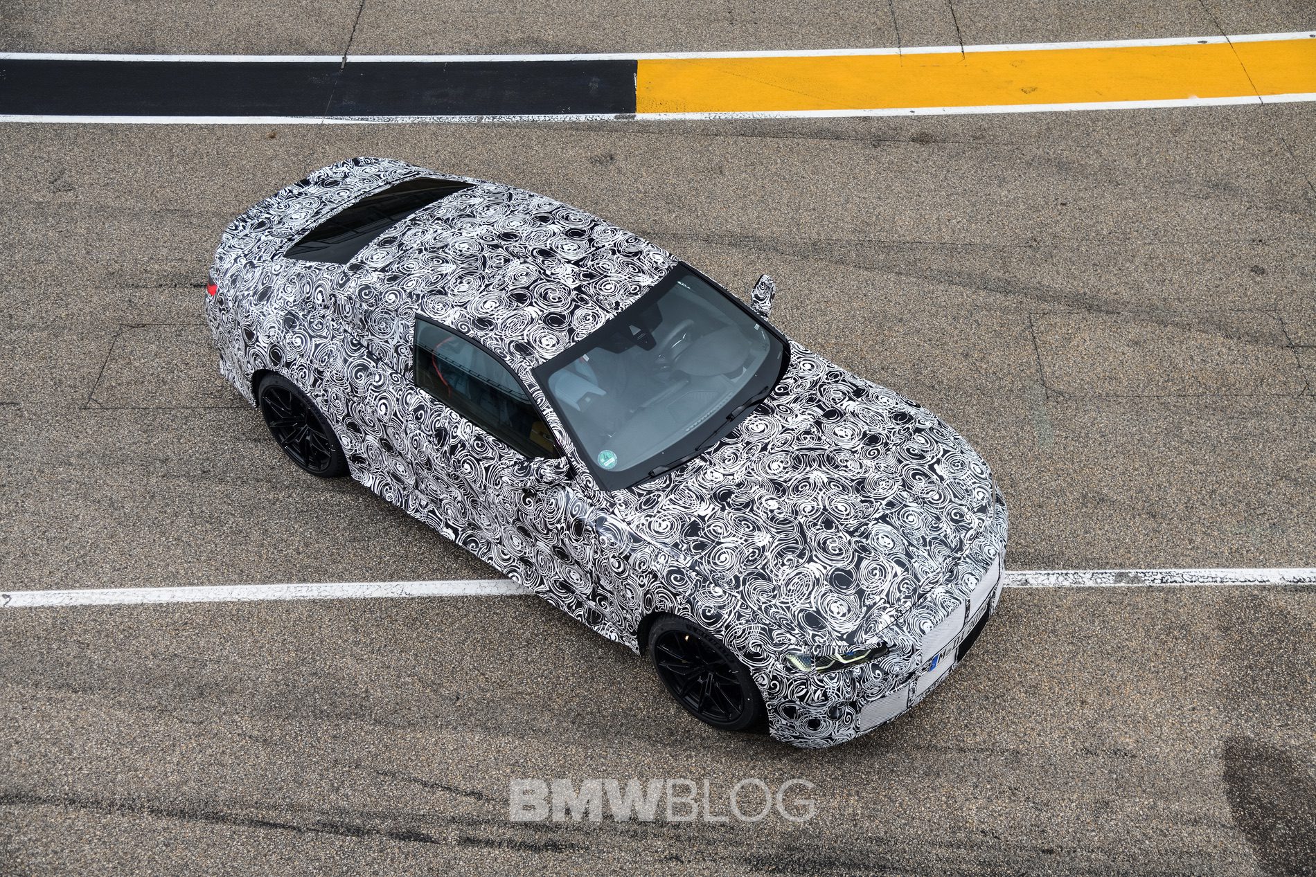 2021 BMW M4 Coupe camouflage 25