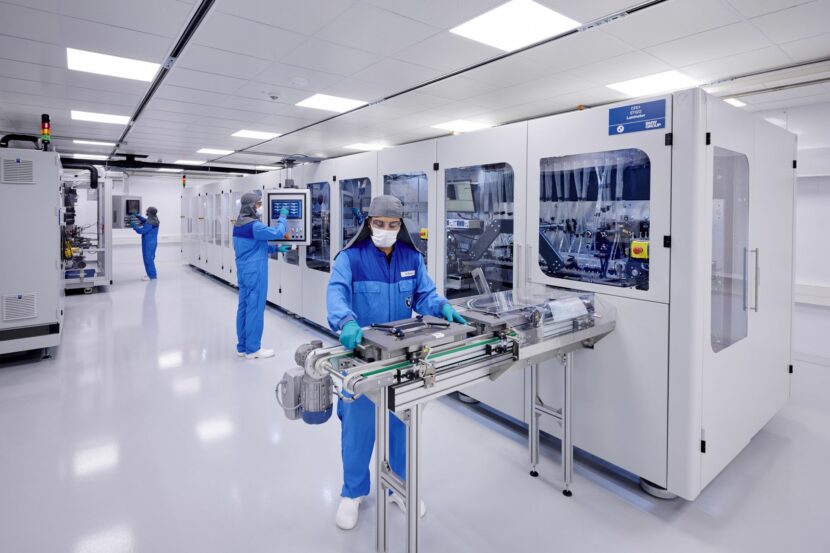 BMW builds pilot plant to work on more efficient battery production