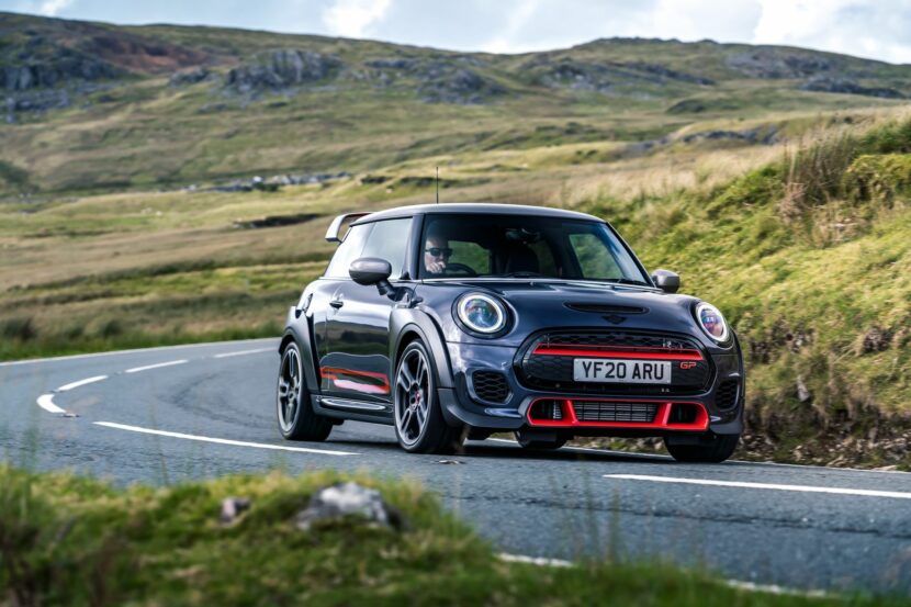 Which is Faster: MINI JCW GP or Renault Megane RS Trophy R?
