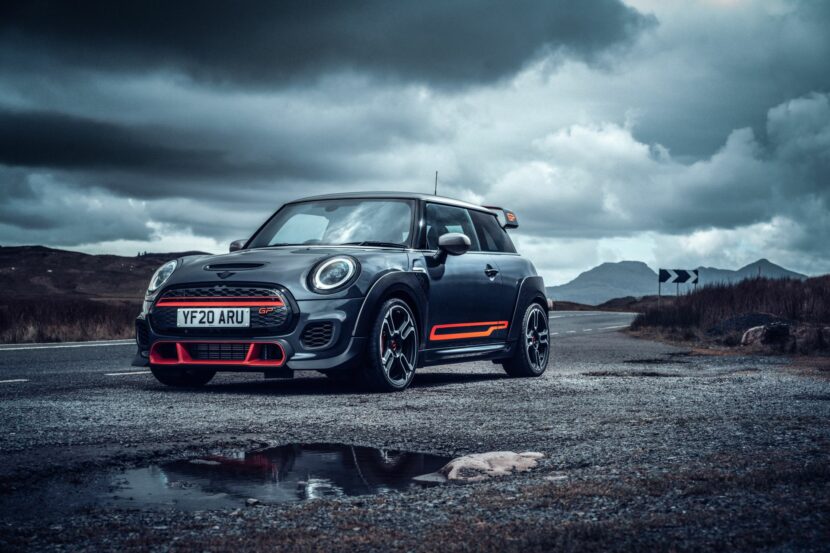 Video: MINI JCW GP takes on Type-R, i30 N and Focus ST in drag race