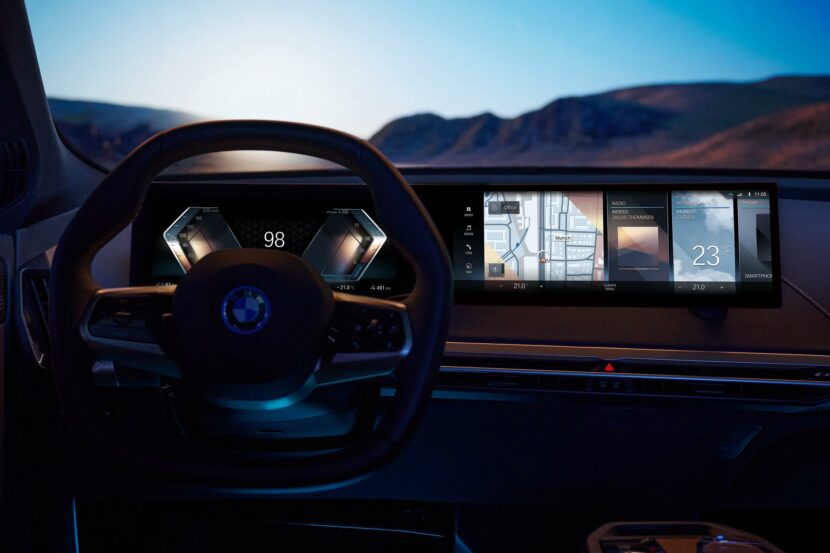 BMW i4 will get the same curved display as the BMW iX