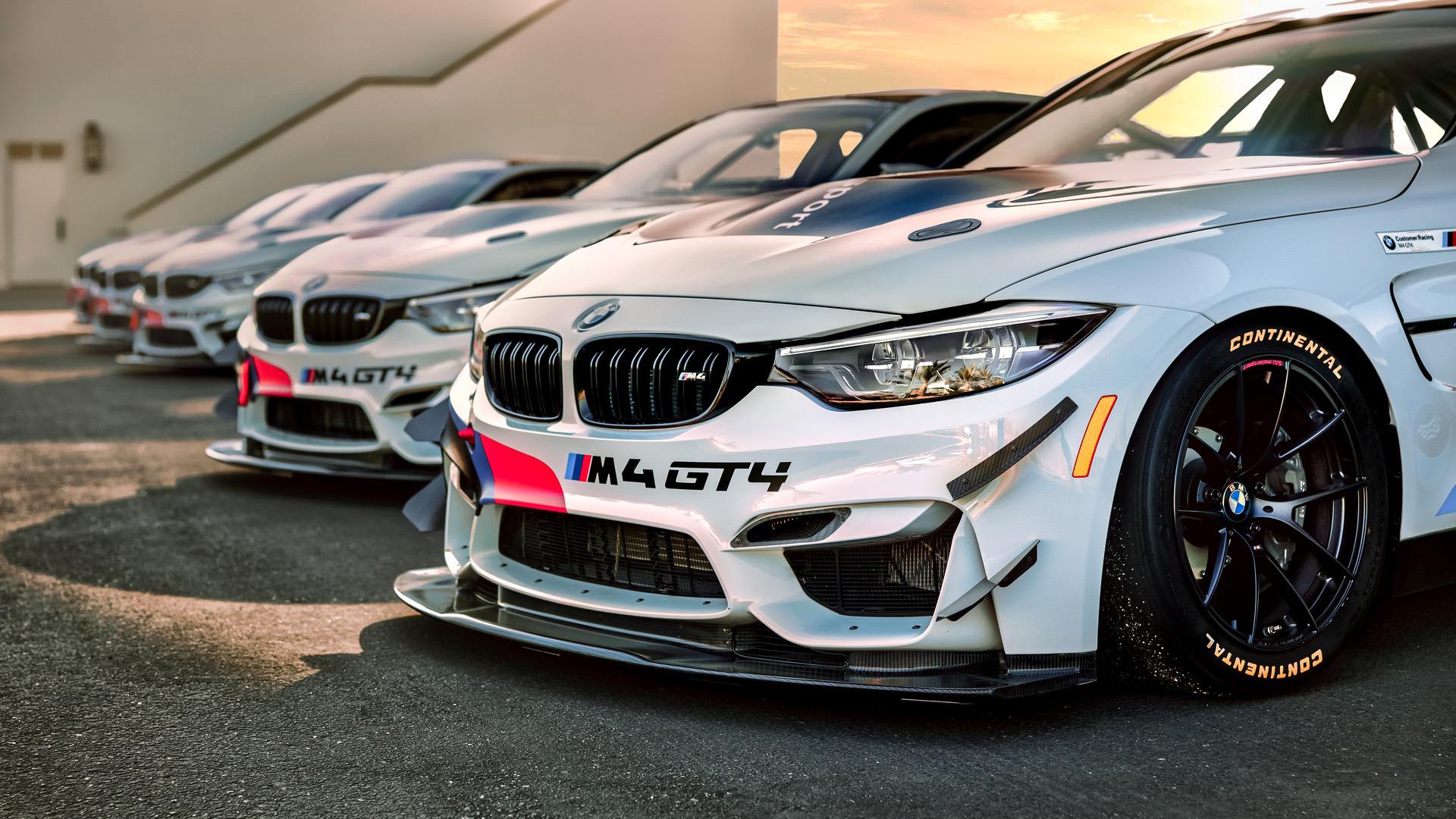 BMW M4 GT4 Driving Experience – How To Get A Taste Of Racing