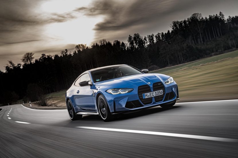 VIDEO: BMW M4 xDrive vs Audi RS5 Sportback vs Nissan GT-R -- Drag Race