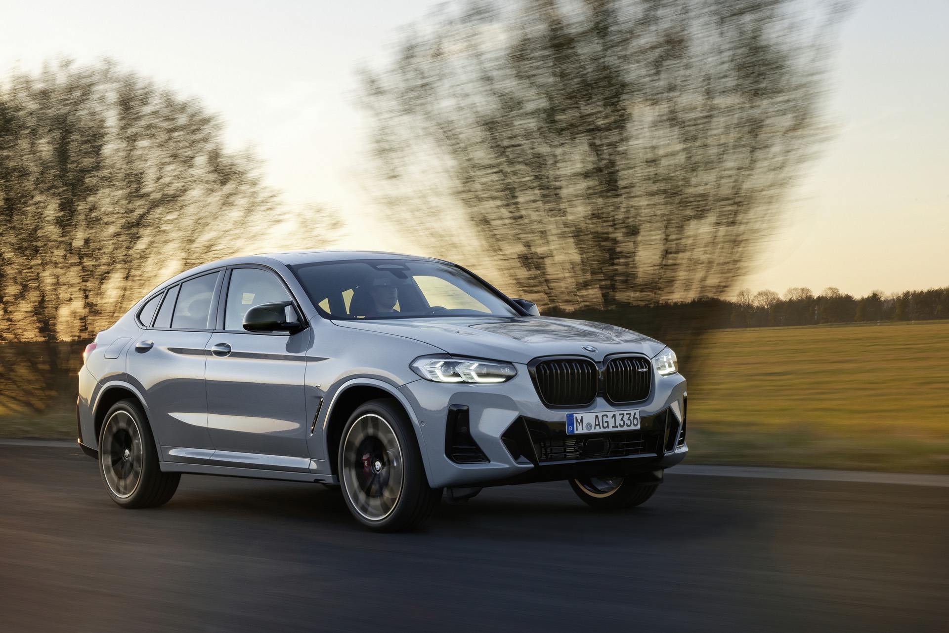 World Premiere: 2021 BMW X4 LCI Facelift -- Mostly the Same but Better