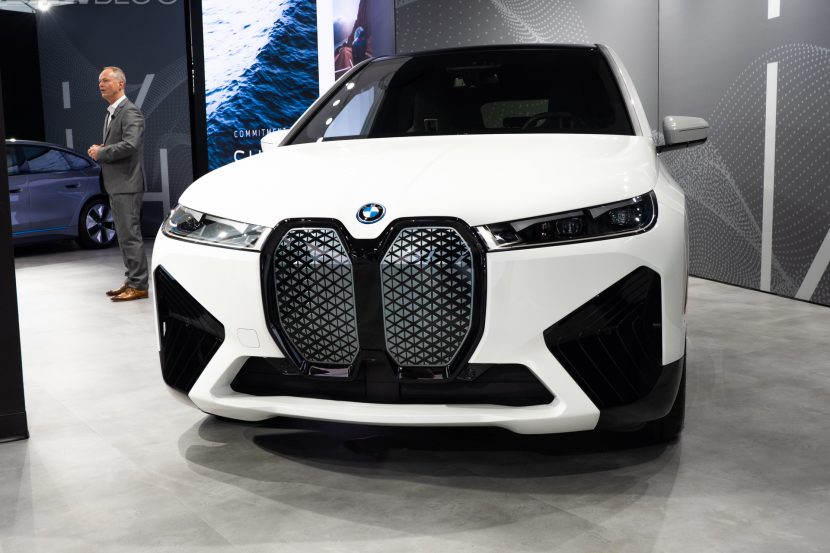 Live Photos: 2022 BMW iX xDrive50 Live from Los Angeles