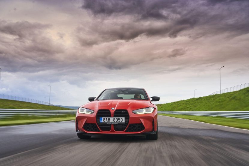 Video: BMW M3 Competition vs 750 HP GT-R and 735 HP Mustang
