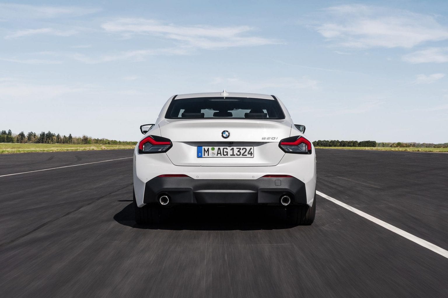 2022 BMW 2 Series Coupe (G42): Superior tech for enhanced driving dynamics