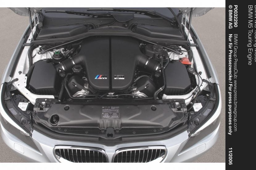 BMW M5 Touring E61 Dyno Test: V10 Makes More Power Than Advertised 15 Years Ago