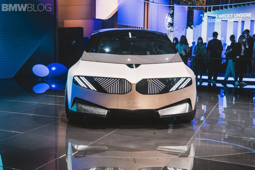 Live Photos: BMW i Vision Circular unveiled at the 2021 IAA