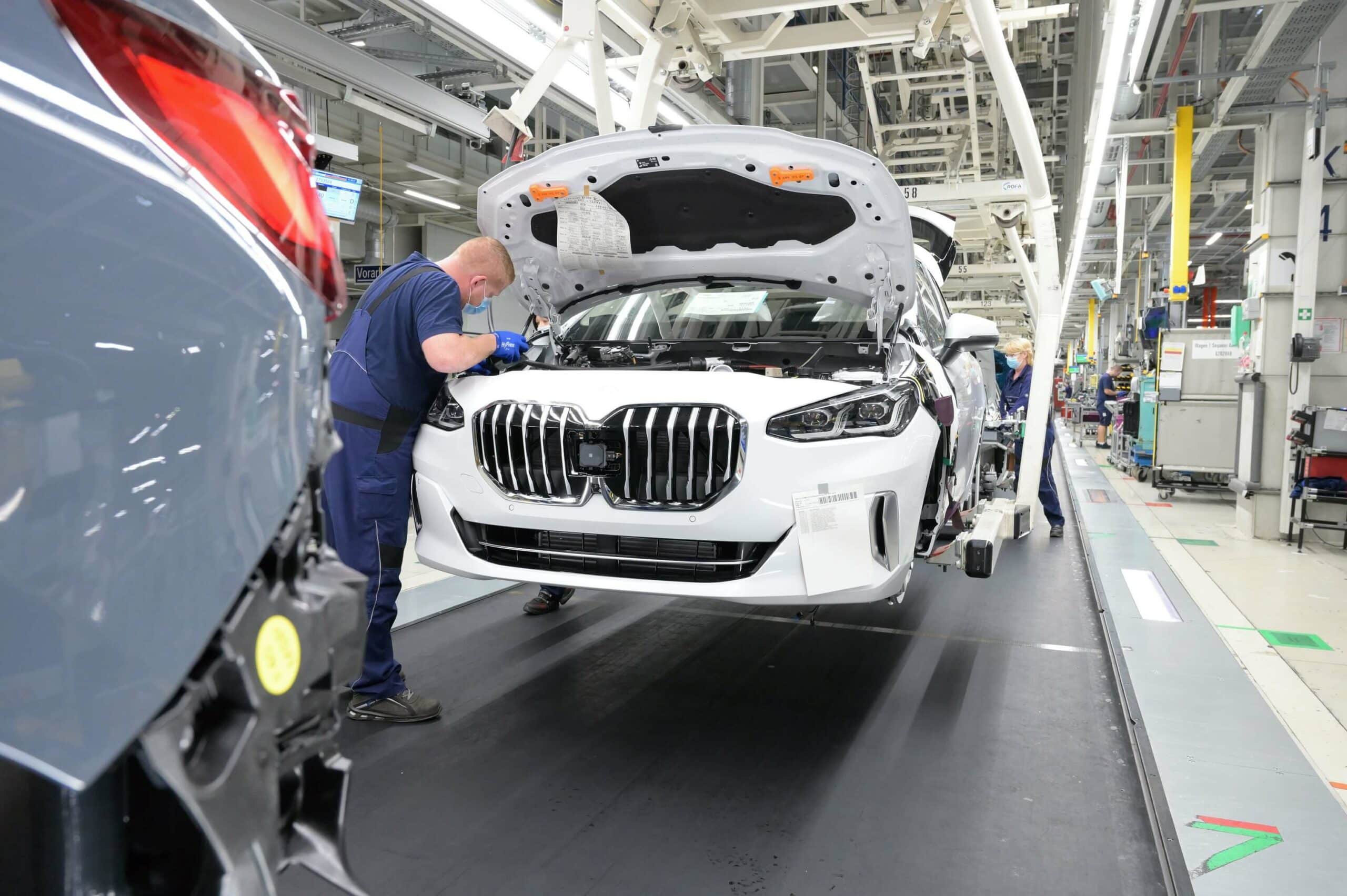 BMW 2 Series Active Tourer production start 4 scaled