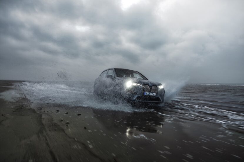 Video: BMW iX M60 Goes for a Drive on an Icelandic Beach