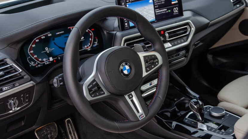 2024 BMW X3 tech cockpit 