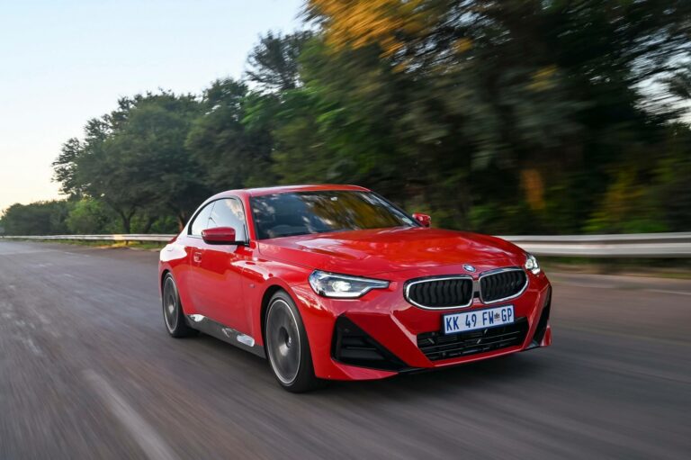 BMW 218i Coupe and 220d xDrive available in Europe from March 2015