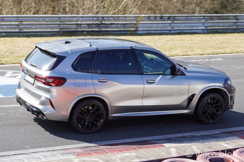 Spy Photos: 2023 BMW X5 Facelift likely to get a large curved display