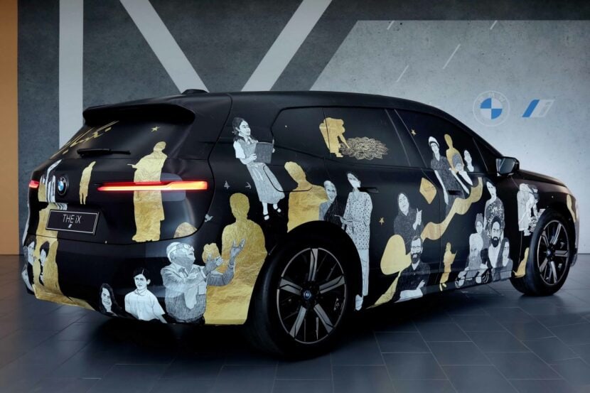 BMW iX для 2022 India Art Fair 2 830x553