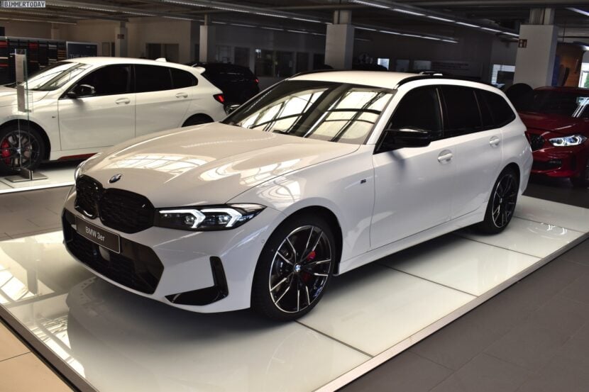 LIVE PHOTOS: BMW M340i Touring Facelift with M Sport Package