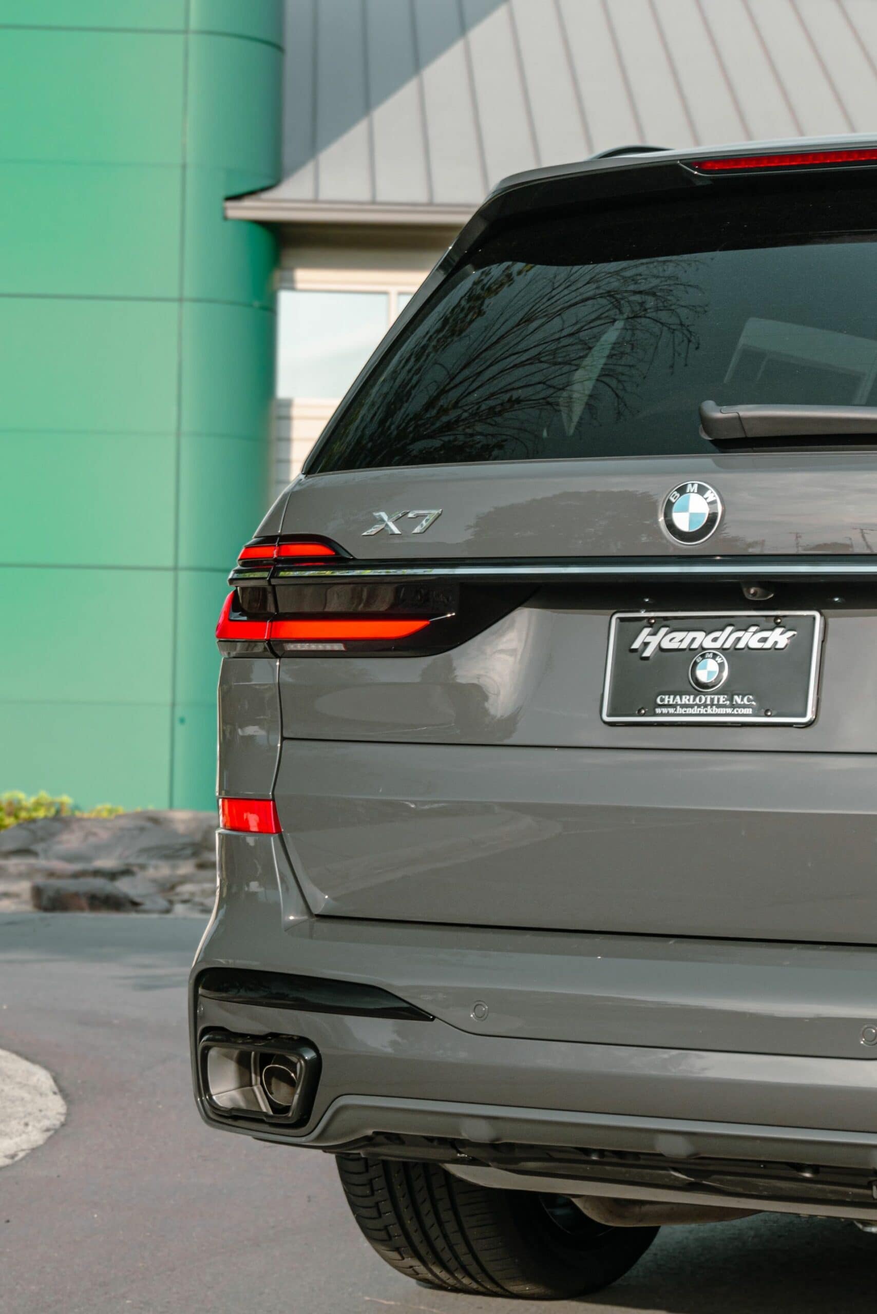 First look at the 2023 BMW X7 Facelift in Dravit Gray