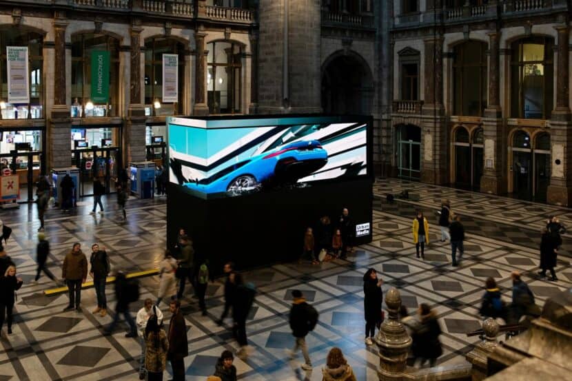 BMW i4 M50 on 3D Screen in Belgium 2 830x553