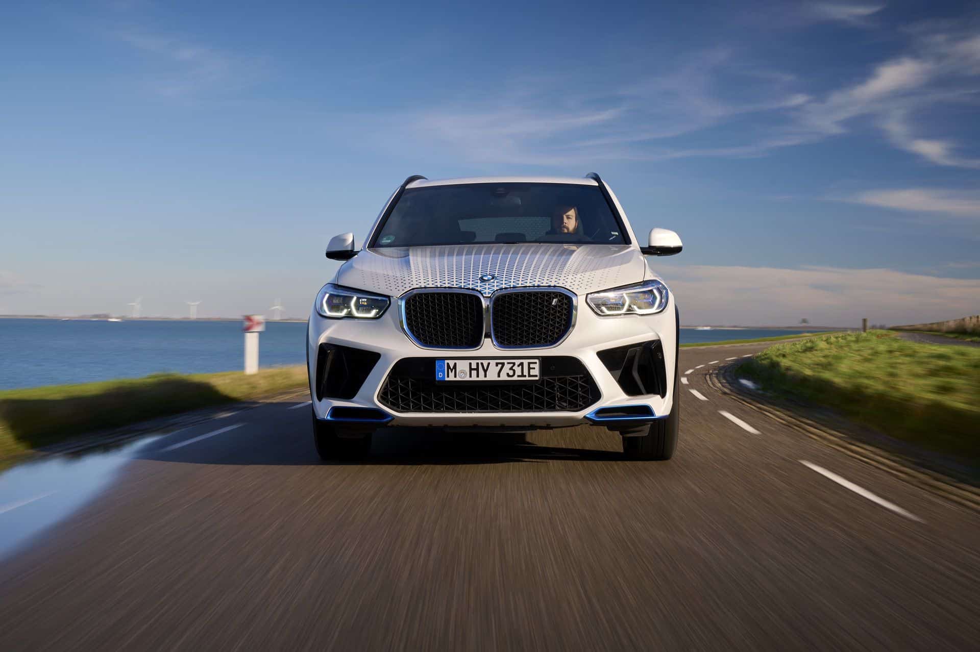 We Drove The RWD BMW iX5 Hydrogen With 401 HP: Video